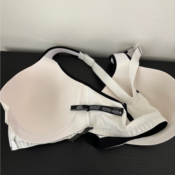 Victoria's Secret Black and White Zip-Front Sports Bra 38DDD - Picture 5 of 7